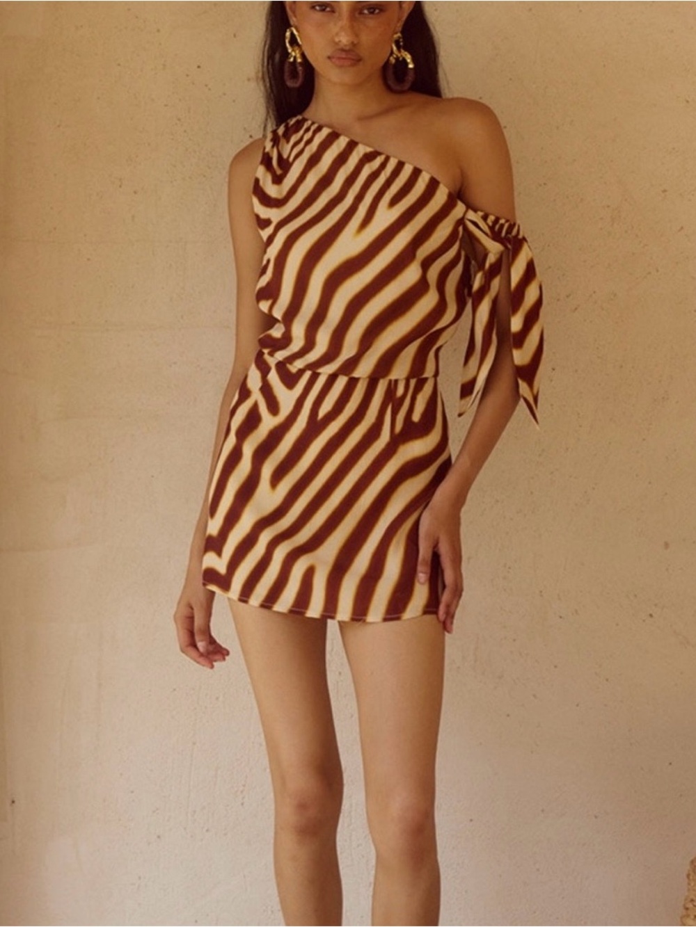 Runway The Label/Seven Wonders MONTIE OFF SHOULDER MINI DRESS - MONTIE CHOC
